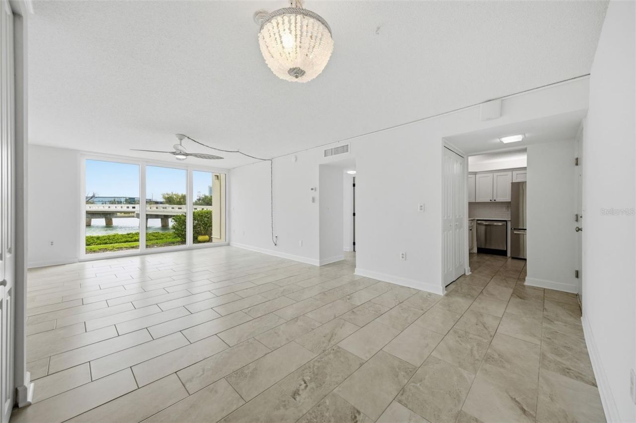 7465 Bay Island Drive S, Unit 112, South Pasadena, FL 33707 Photo