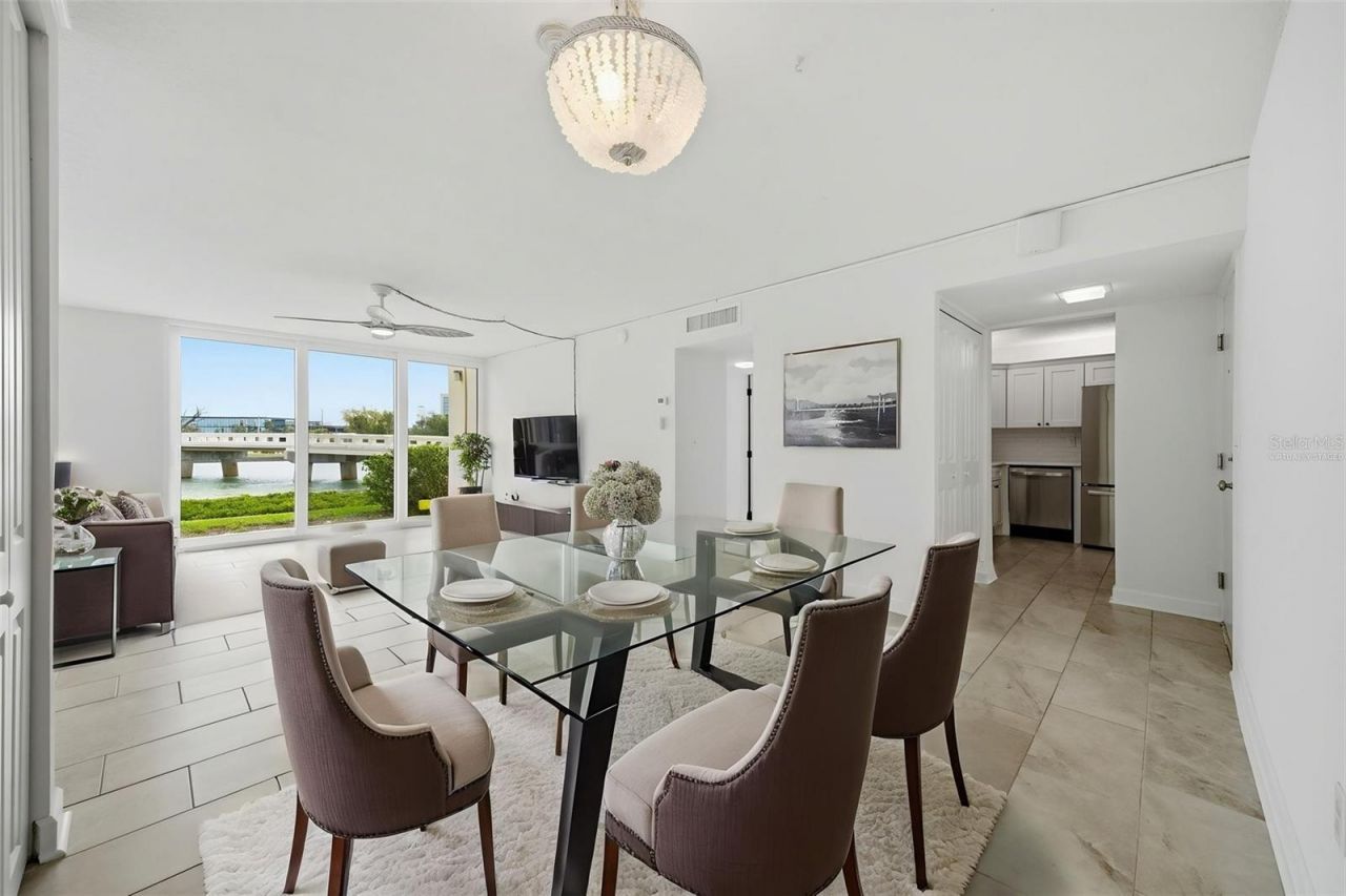 7465 Bay Island Drive S, Unit 112, South Pasadena, FL 33707 Photo