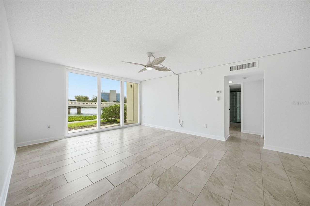 7465 Bay Island Drive S, Unit 112, South Pasadena, FL 33707 Photo
