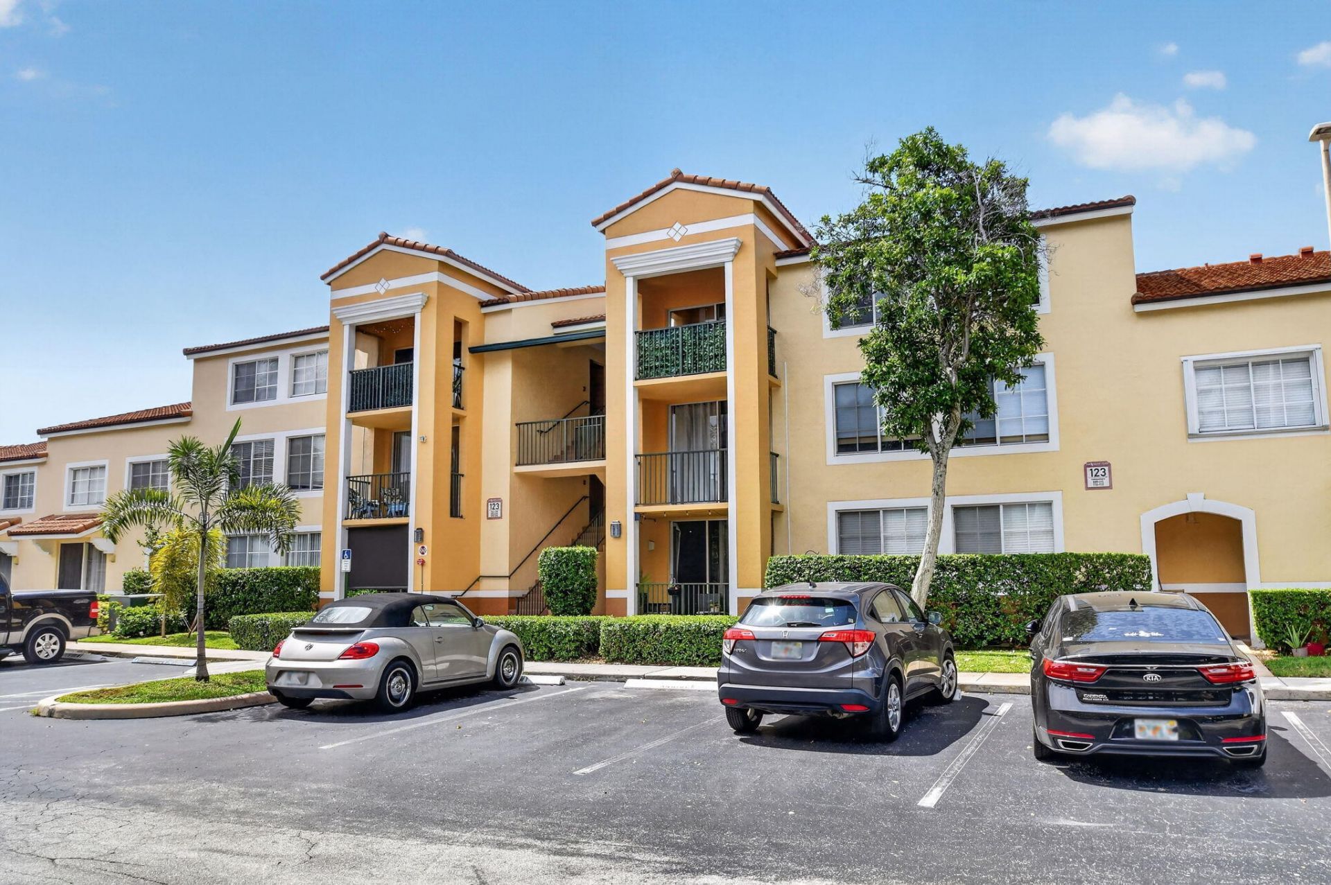 123 Yacht Club Way, Unit 307, Hypoluxo, FL 33462 Photo