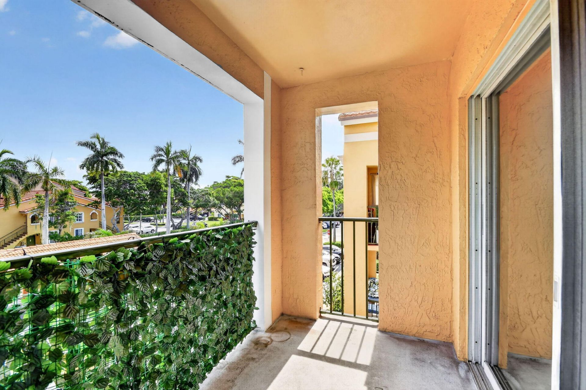 123 Yacht Club Way, Unit 307, Hypoluxo, FL 33462 Photo