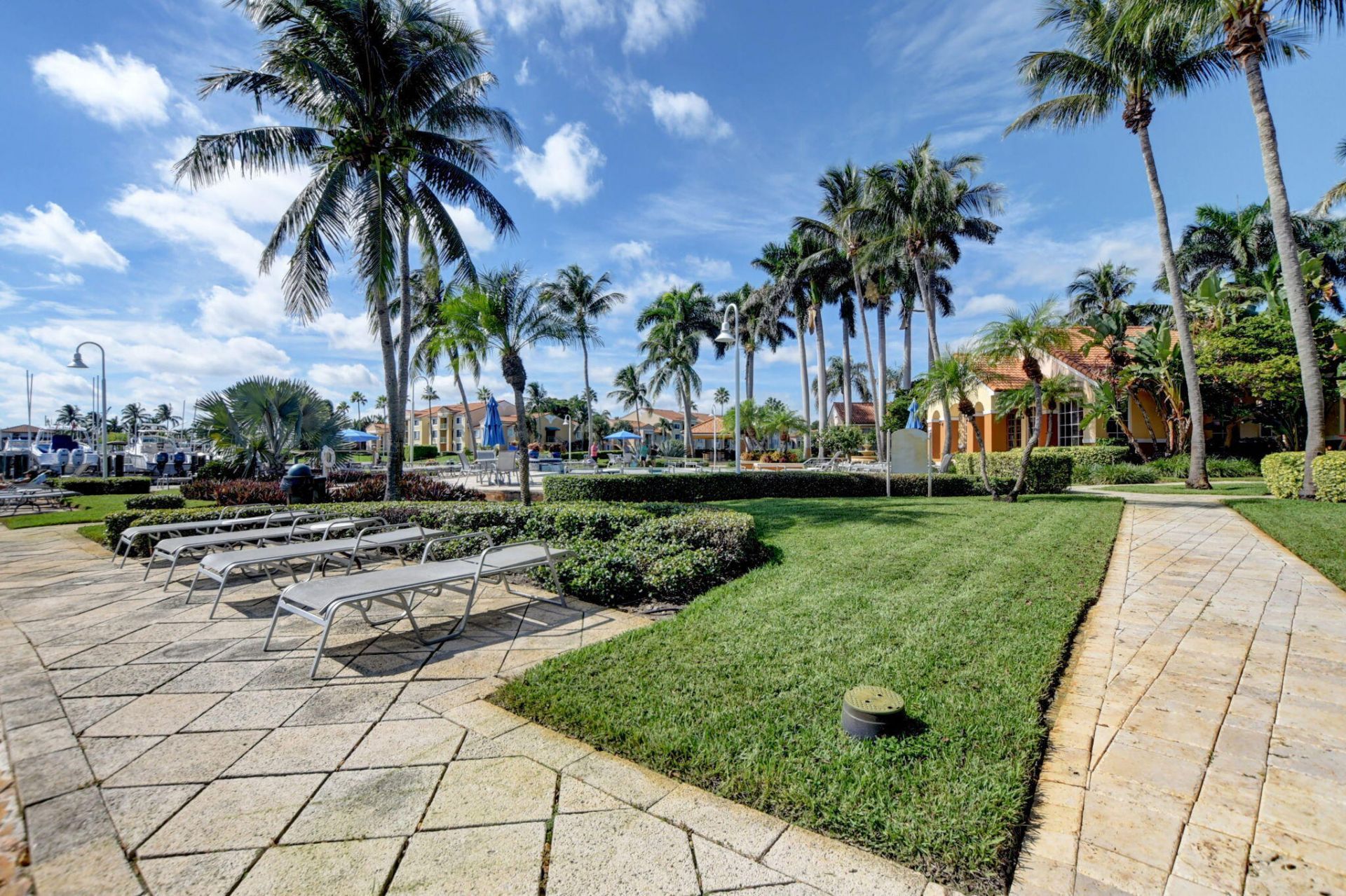 123 Yacht Club Way, Unit 307, Hypoluxo, FL 33462 Photo