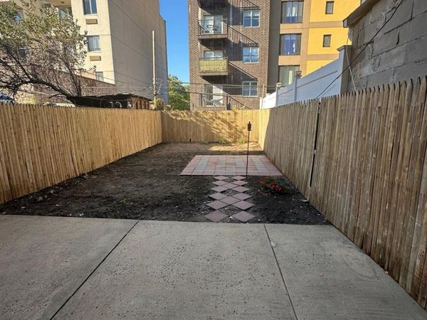 21 Vernon Avenue , Unit One - Gard, Brooklyn, NY 11206