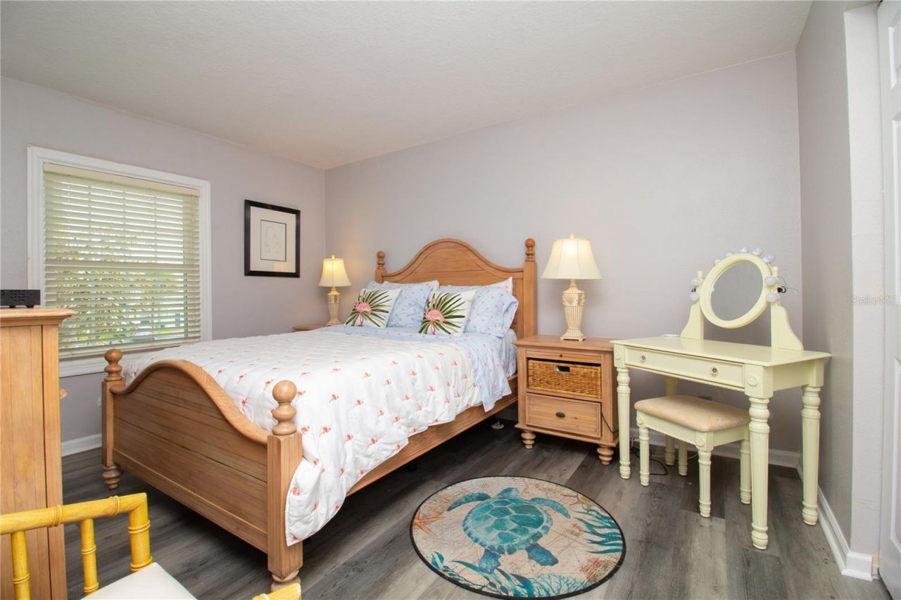 5282 Beach Drive Se, Unit APT D, Saint Petersburg, FL 33705 Photo