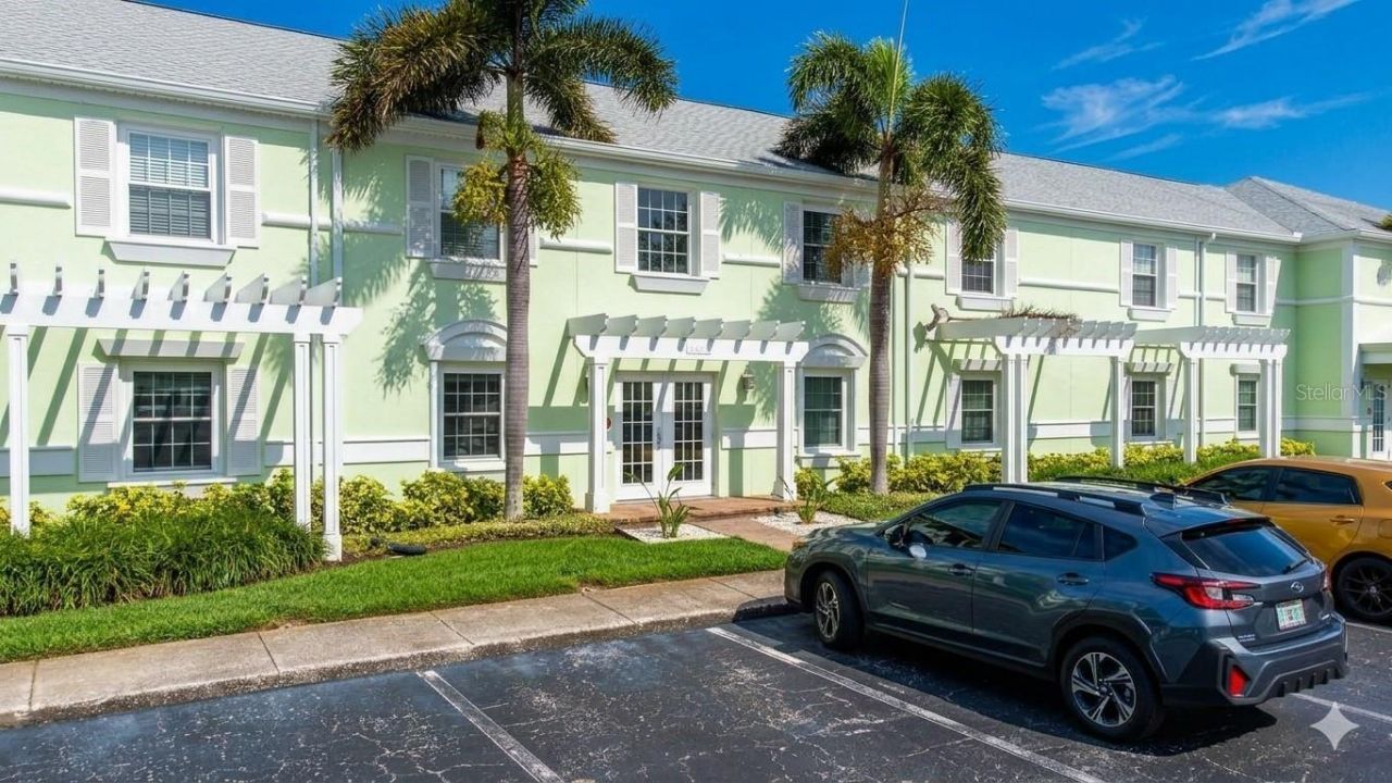 5282 Beach Drive Se, Unit APT D, Saint Petersburg, FL 33705 Photo