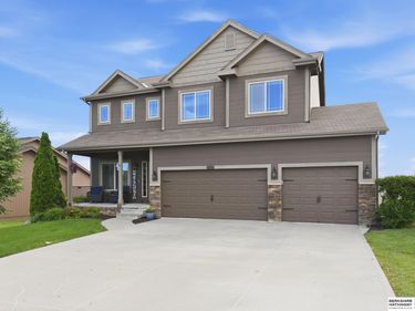 14702 S 22nd Street, Bellevue, NE 68123