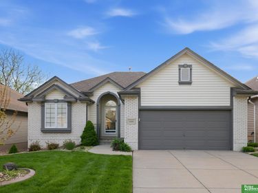 10032 S 172nd Circle, Omaha, NE 68136