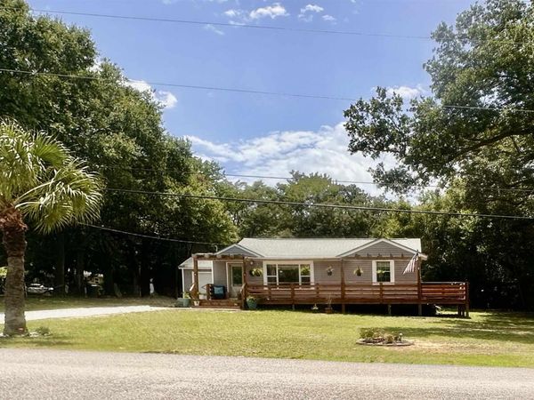 503 Mandalay Dr, Pensacola, FL 32507