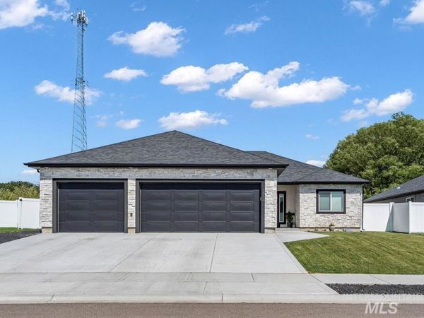 1512 Bird Farm Drive, Jerome, ID 83338