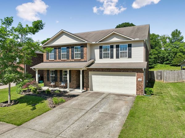 1026 Harmony Ln, Hendersonville, TN 37075