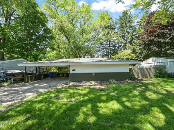 3027 Wicklow Road , Toledo, OH 43606
