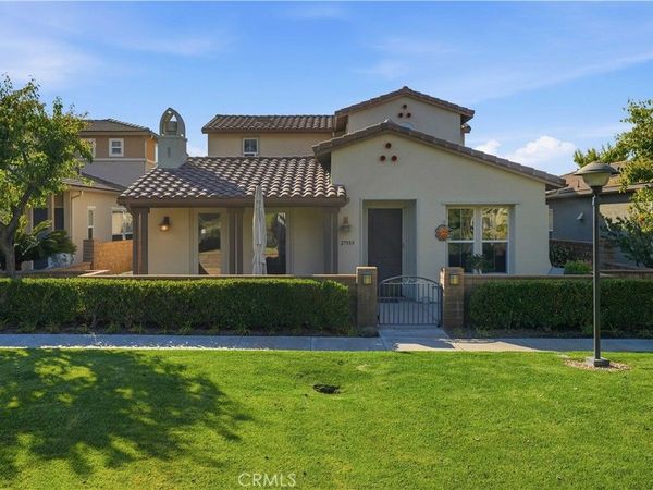 27988 Red Pine Court , Valencia, CA 91354