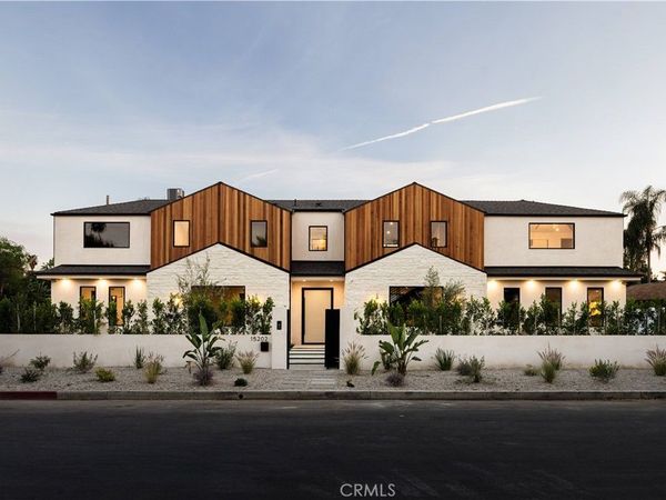 15202 Hesby Street, Sherman Oaks, CA 91403