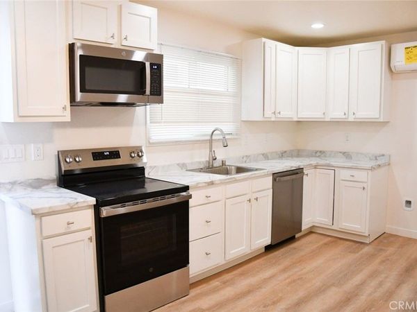 388 Parker, Unit B, Orange, CA 92868