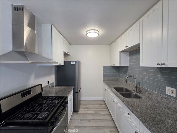 14609 Saticoy Street , Unit 16, Van Nuys, CA 91405