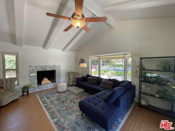 448 W 10th Street, Claremont, CA 91711