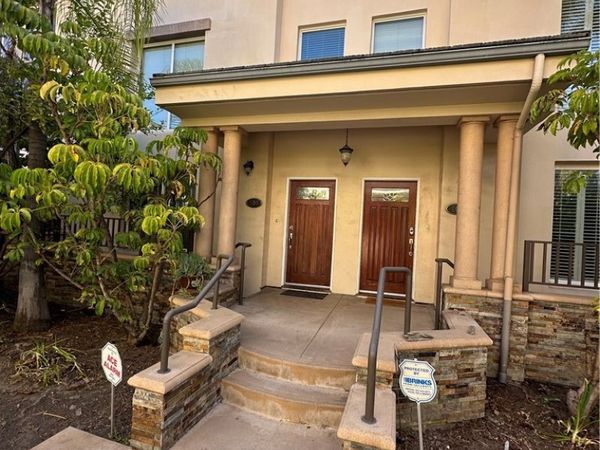 270 E Glenarm , Pasadena, CA 91106