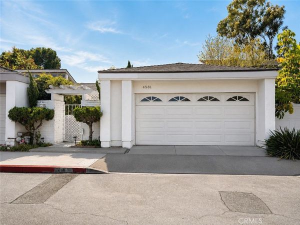 4581 Sandburg, Irvine, CA 92612