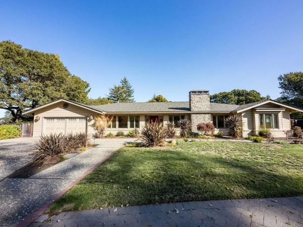 30 Knightwood Lane, Hillsborough, CA 94010