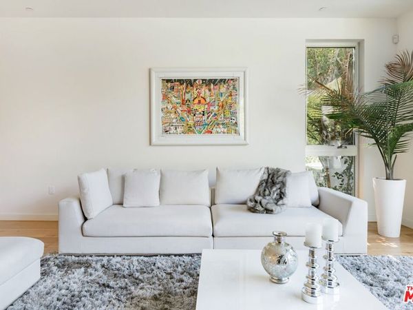 1723 S Durango Avenue, Los Angeles, CA 90035