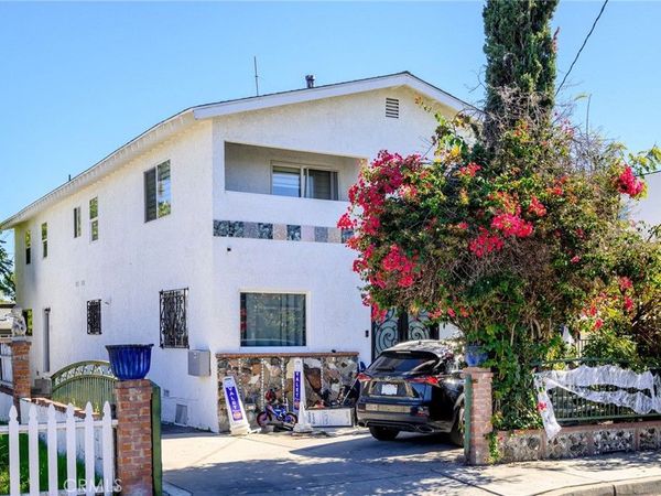 5228 Auckland, Unit 2, North Hollywood, CA 91601