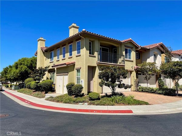 1351 Isabella Way, Vista, CA 92084