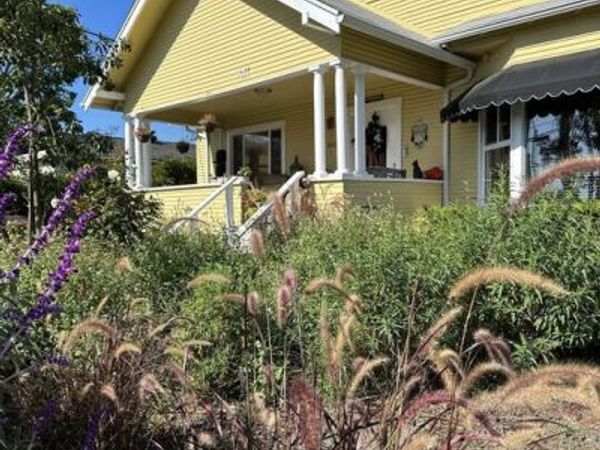 3017 Colorado Avenue, Unit C, Santa Monica, CA 90404