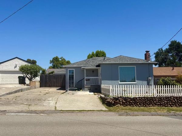 19220 Parsons Avenue, Castro Valley, CA 94546