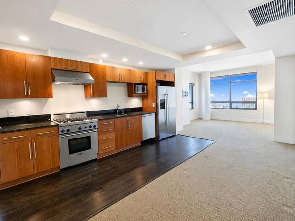 88 E San Fernando Street, Unit 1710, San Jose, CA 95113