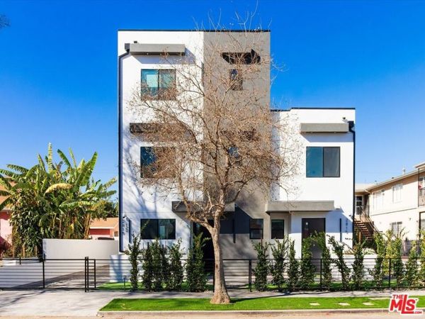 2815 S Redondo Boulevard, Los Angeles, CA 90016