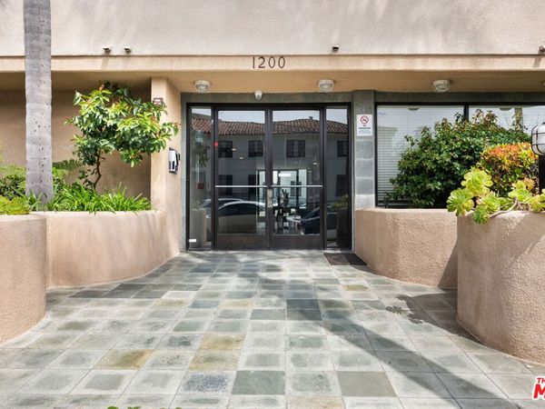 1200 S Corning Street, Unit 201, Los Angeles, CA 90035