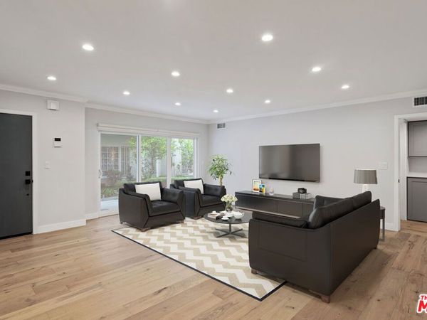 153 S Palm Drive, Unit 5, Beverly Hills, CA 90212