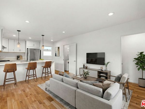 838 Hilldale, West Hollywood, CA 90069