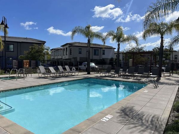 2332 Verano Way, Vista, CA 92081