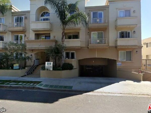 11346 Iowa Avenue, Unit 203, Los Angeles, CA 90025