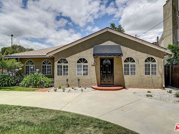 15601 Morrison Street, Sherman Oaks, CA 91403