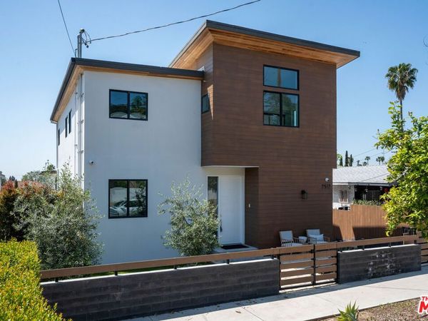 2512 Berkeley Avenue, Los Angeles, CA 90026