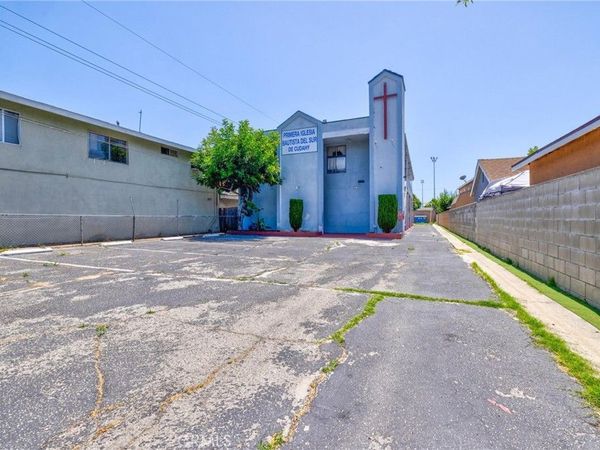 4212 Clara, Cudahy, CA 90201