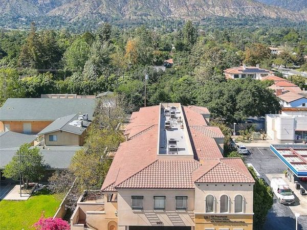 7 W Foothill Boulevard, Arcadia, CA 91006