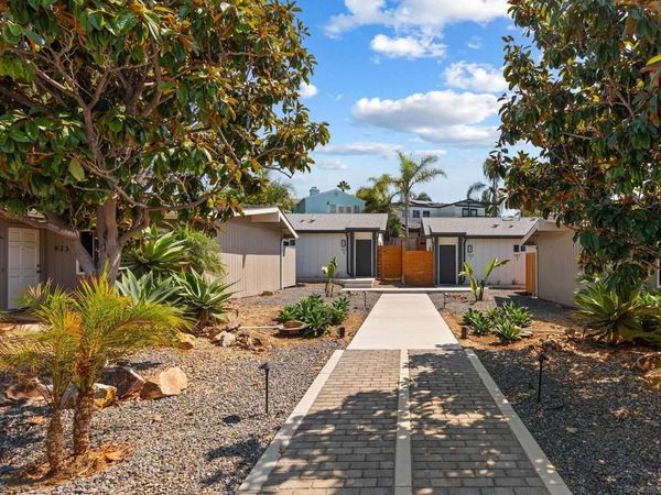 921 Regal Rd., Encinitas, CA 92024