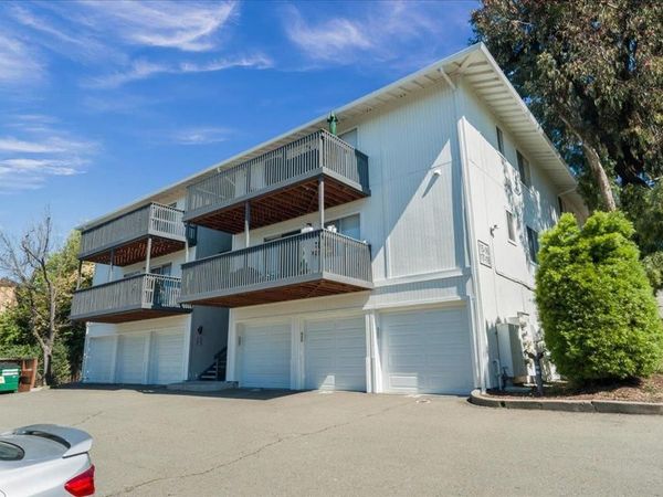 16424 Foothill Boulevard, Castro Valley, CA 94578