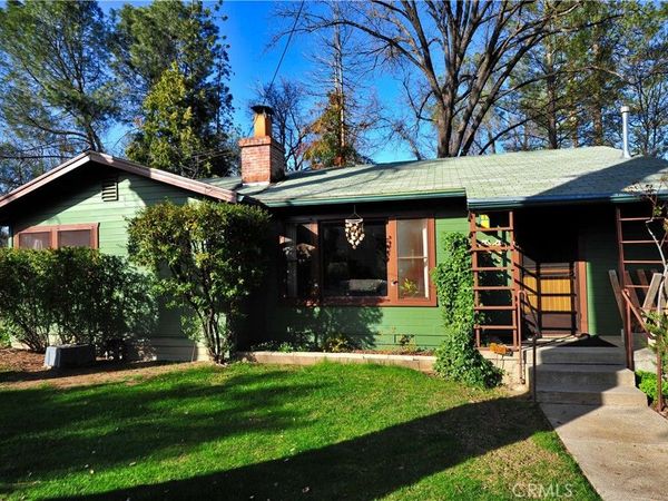 45695 Lauri Lane, Oakhurst, CA 93644