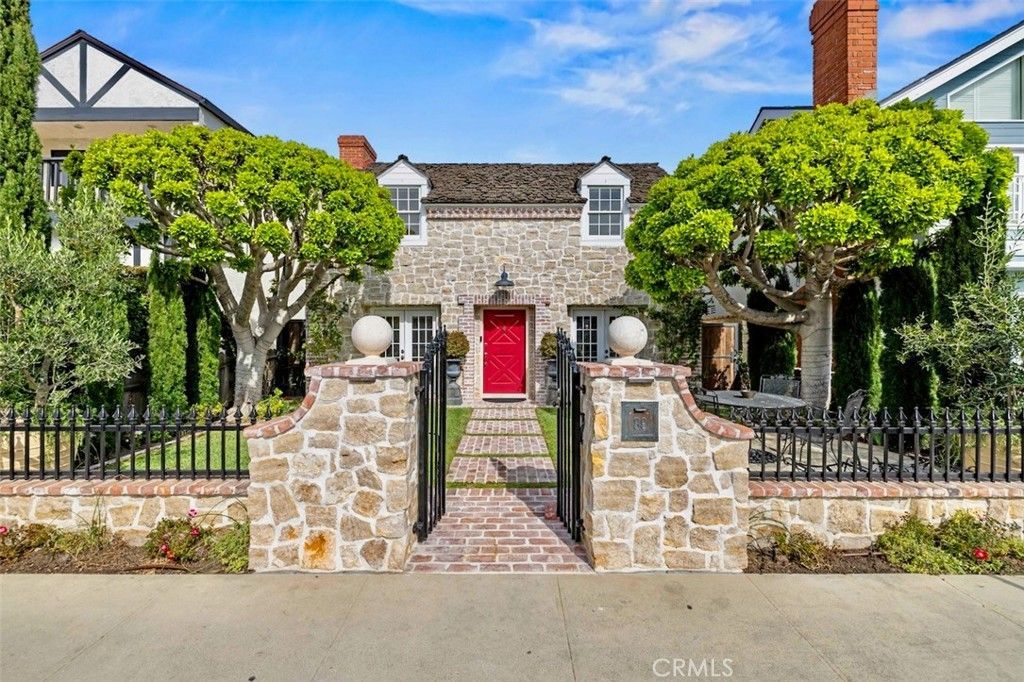 89 Rivo Alto Canal, Long Beach, CA 90803 Main Photo
