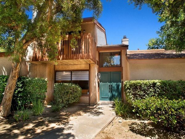 8524 De Soto, Unit 52, Canoga Park, CA 91304