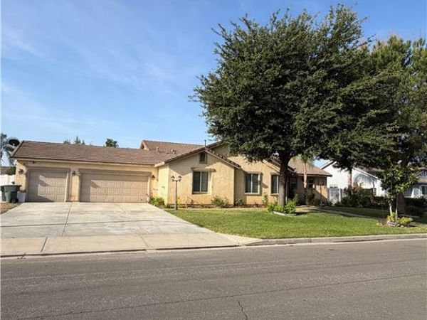 805 Limousin Street, Perris, CA 92571
