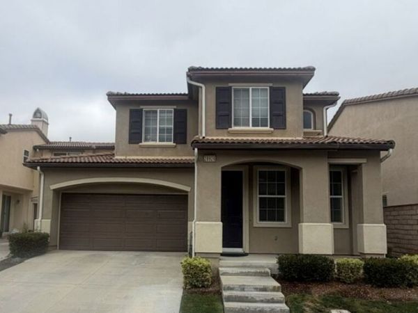 28926 Mirada Circulo, Valencia, CA 91354