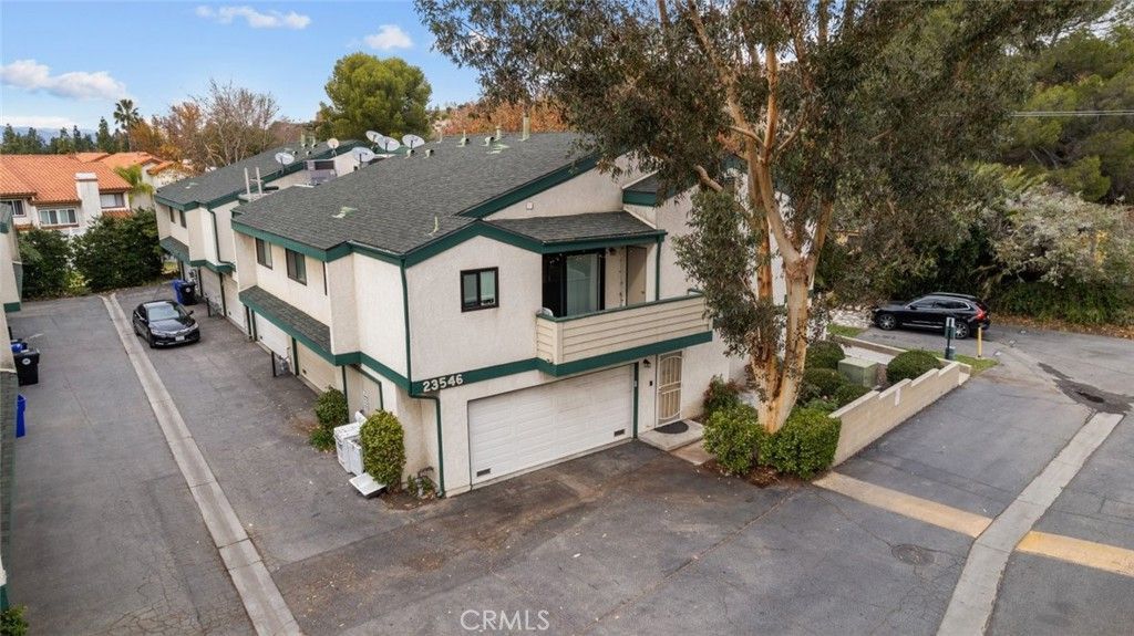 23546 Newhall Avenue, Unit 6, Newhall, CA 91321 Main Photo