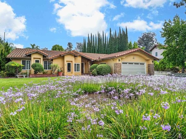 1654 Candlelight Ave, Escondido, CA 92029