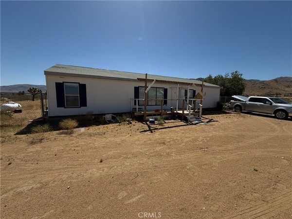 15911 Thomas, Apple Valley, CA 92307