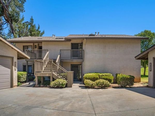 4122 Oak Island , Fallbrook, CA 92028